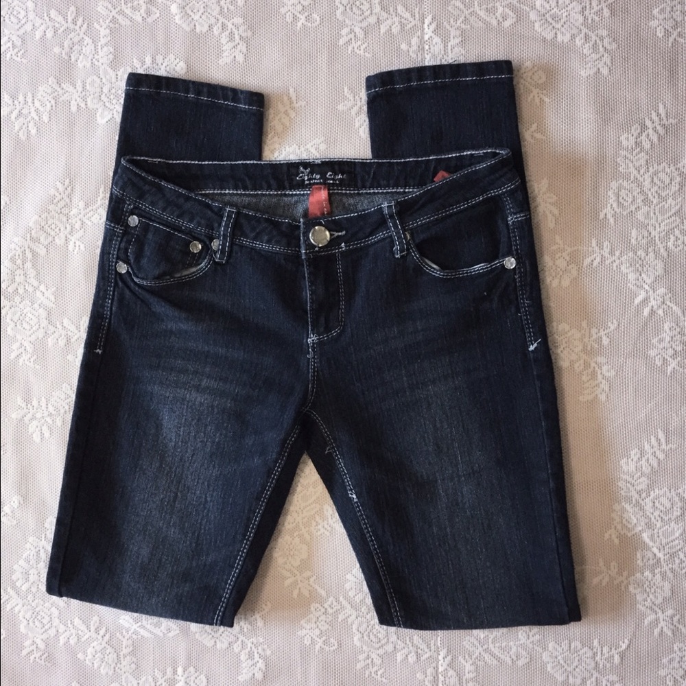 Eighty Eight brand jeans-Sz 7. NWOT-Inseam 31”-Skinny